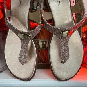 Michael Kors Logo Thong Size 11